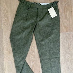 SUITSUPPLY ~ NEW Pleated Brentwood Trousers, Men Size 48/32 ~ Green
